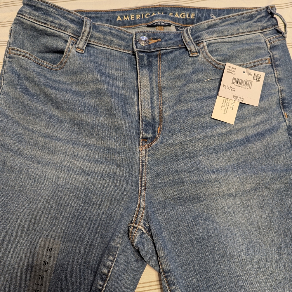 American Eagle Light Blue Jeans